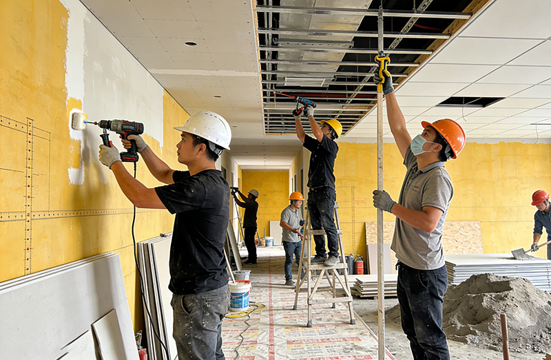 廣東華商建設，專業辦公室裝修改造+廠房改造，一站式商業空間整裝服務